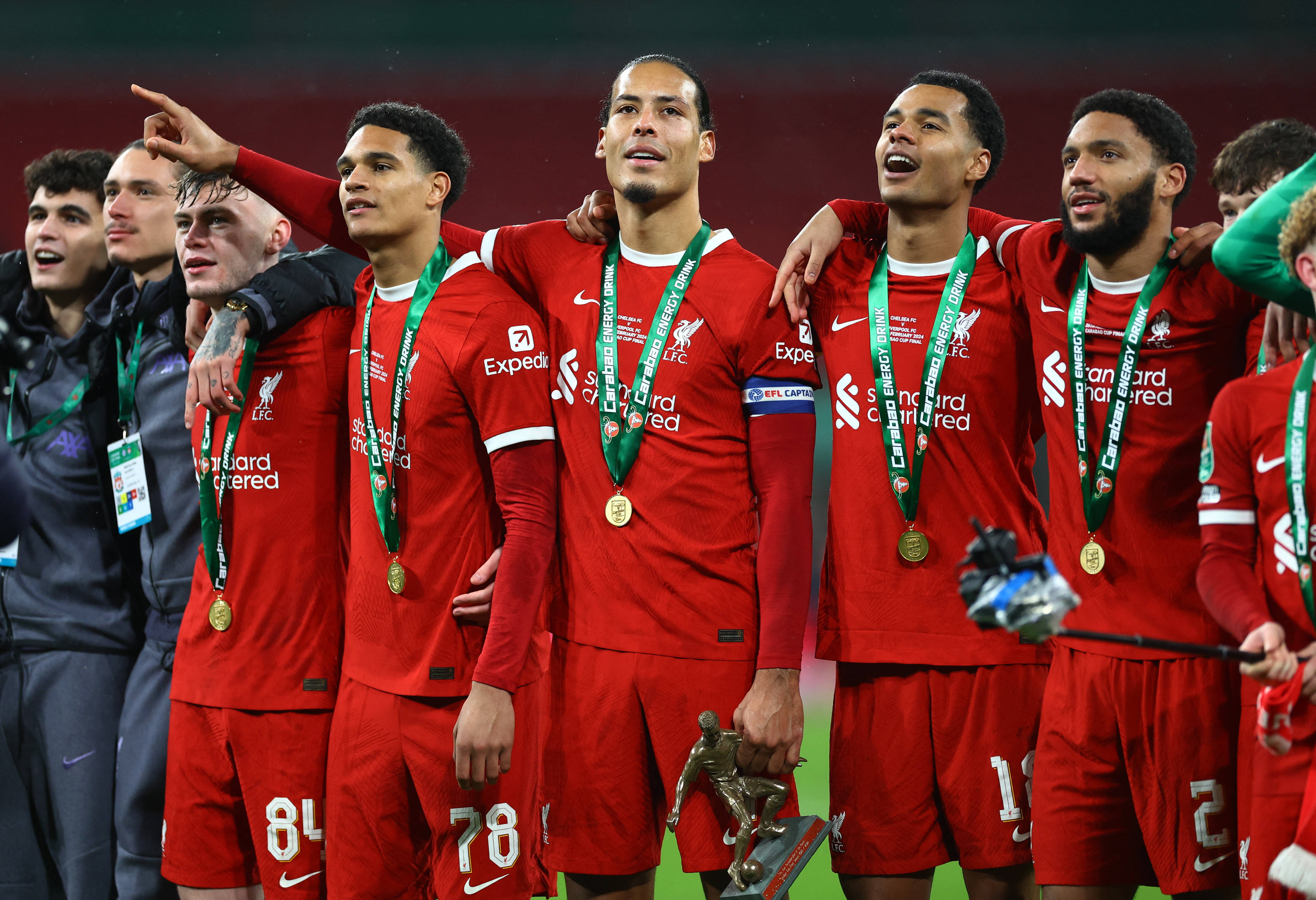 南宫体育入口 -利物浦迎欧冠关键赛，赛后遗憾出局，底气十足，轮换策略成焦点的简单介绍