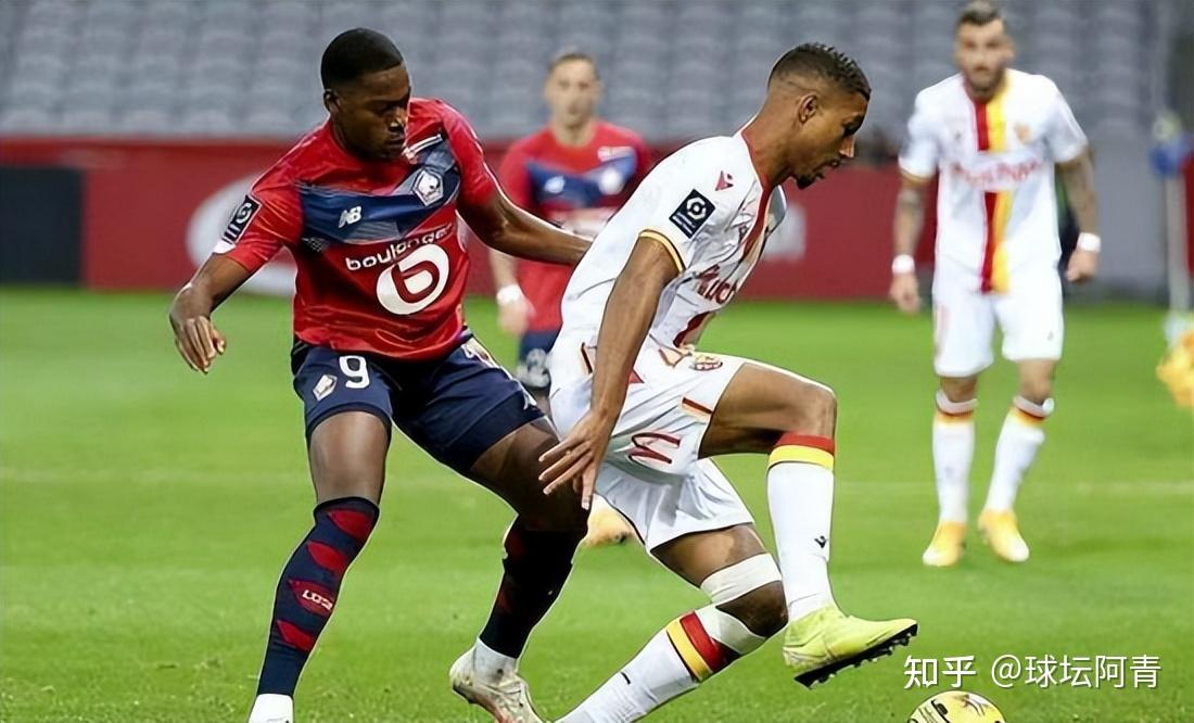 南宫网页版 -转折点！里尔豪取连胜，荷甲关键时刻攻防权衡，赛场秩序良好，更衣室氛围转暖的简单介绍